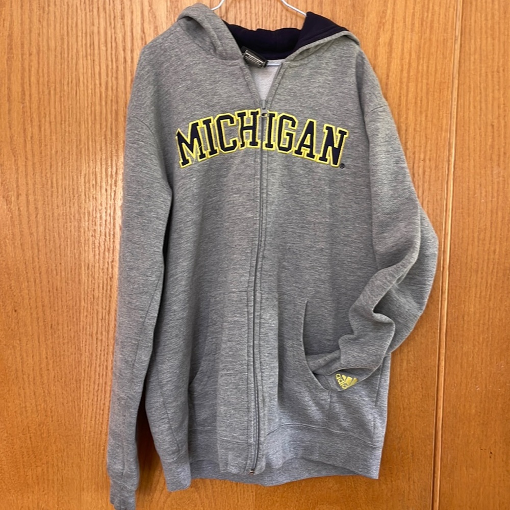 Boys L Adidas Univ of Michigan full zip hoodie
